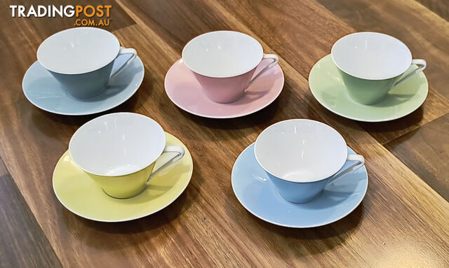 Vintage Lilien Porzellan "Daisy" Coffee Cup Set - 1950s - Austrian