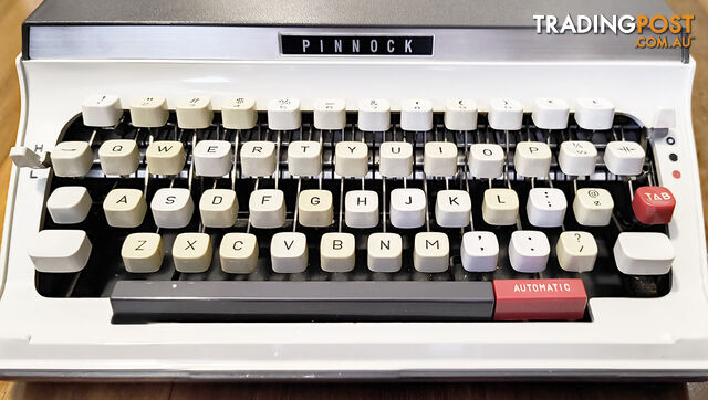Vintage Pinnock / Nakajima Mid Sized Portable Typewriter - Rare - photo 3 of 3