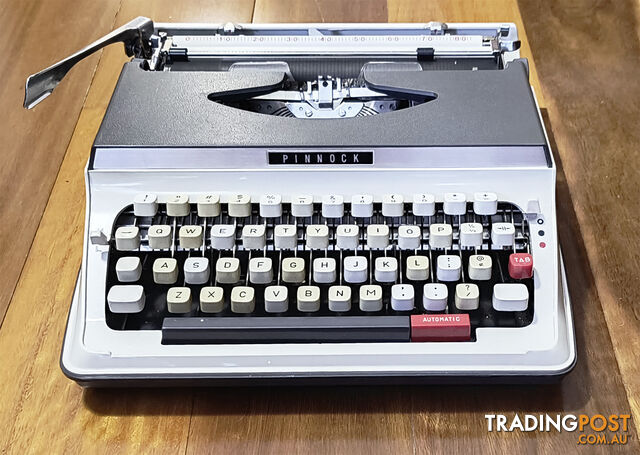 Vintage Pinnock / Nakajima Mid Sized Portable Typewriter - Rare - photo 2 of 3