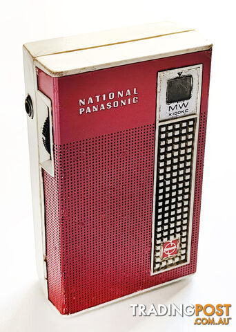 Vintage National Panasonic R-1021 AM Pocket Transistor Radio
