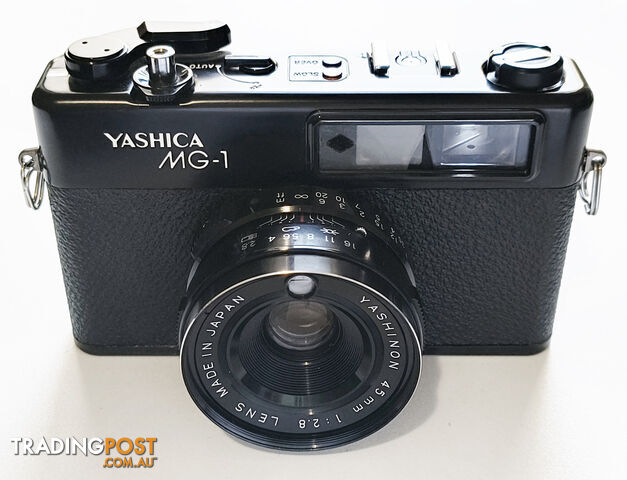 Vintage Yashica MG-1 35mm Rangefinder Camera