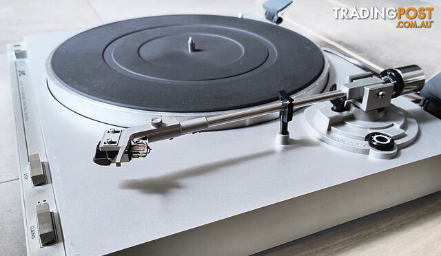 Vintage JVC JL-A21 Semi-Auto Belt Drive Turntable - photo 2 of 2