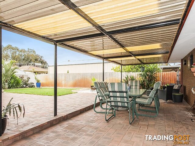 21 Weddall Road LOCKRIDGE WA 6054