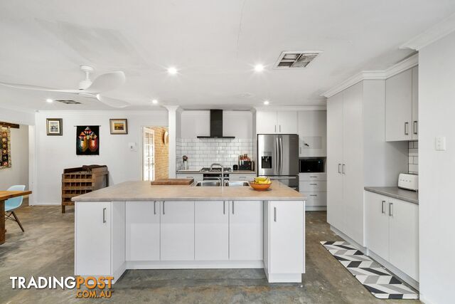 57 Heath Road KALAMUNDA WA 6076