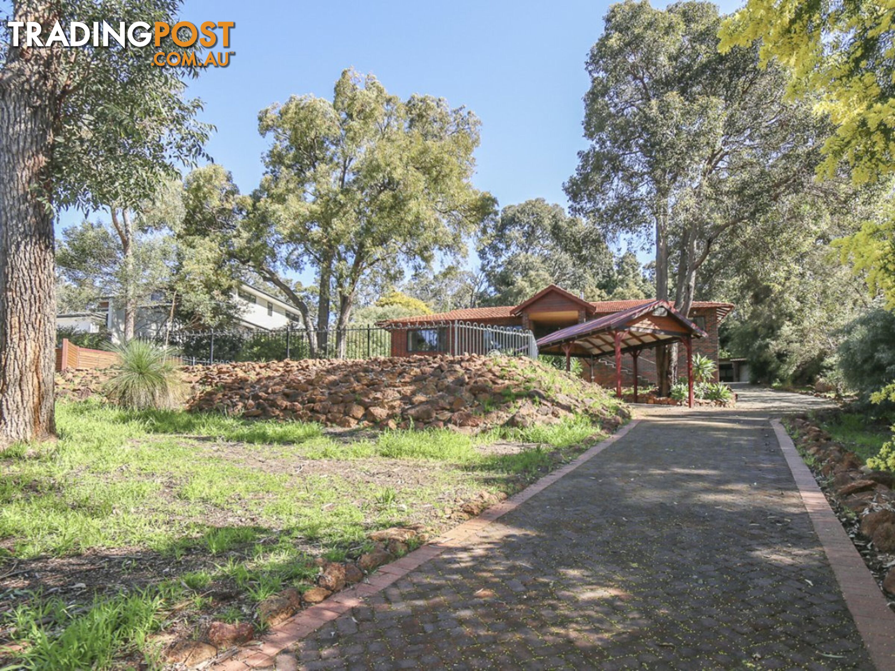 38 Valley Road KALAMUNDA WA 6076