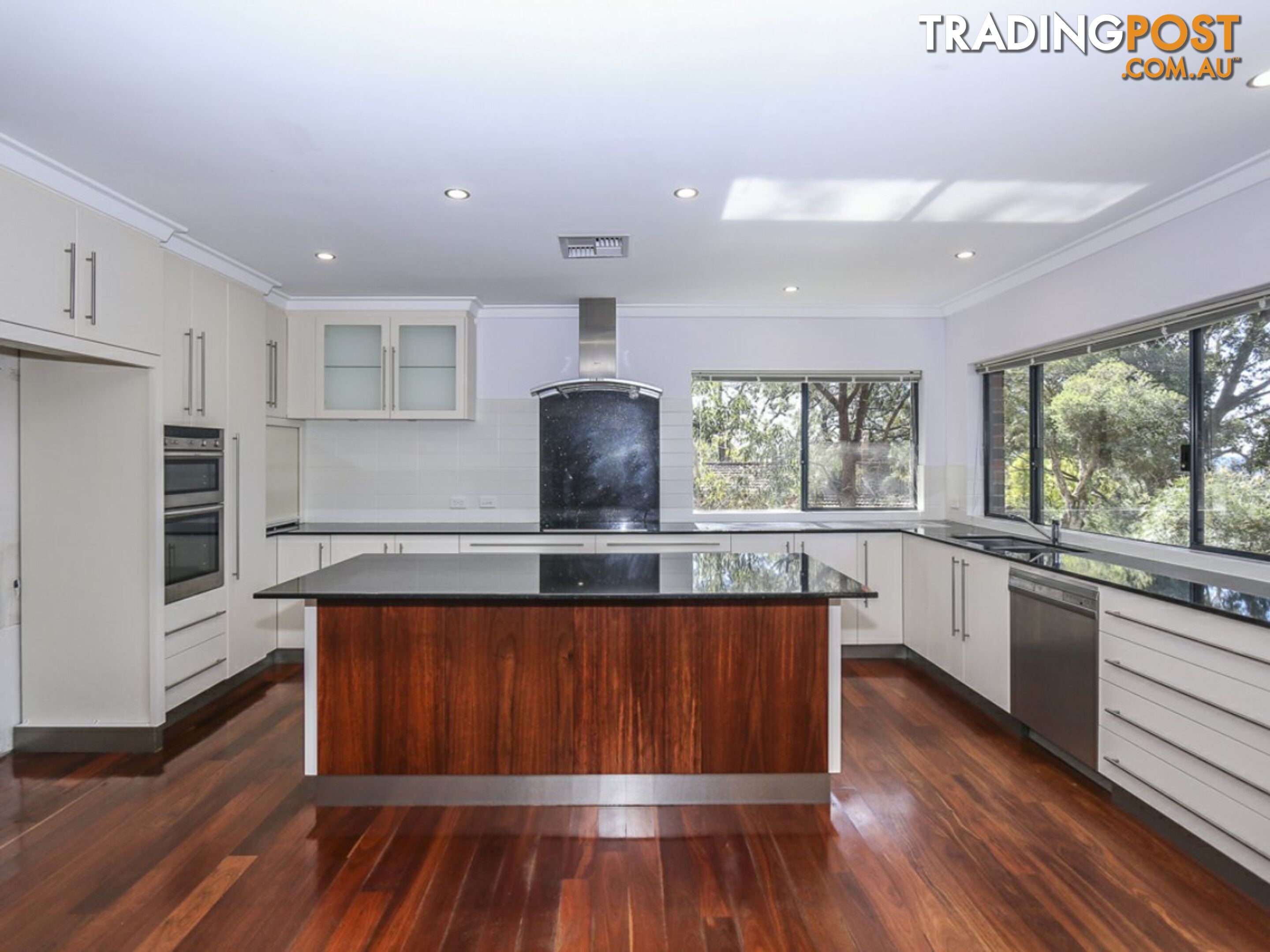 38 Valley Road KALAMUNDA WA 6076