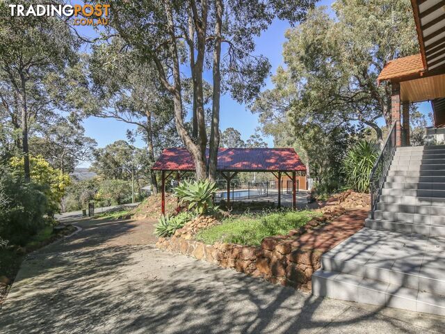 38 Valley Road KALAMUNDA WA 6076