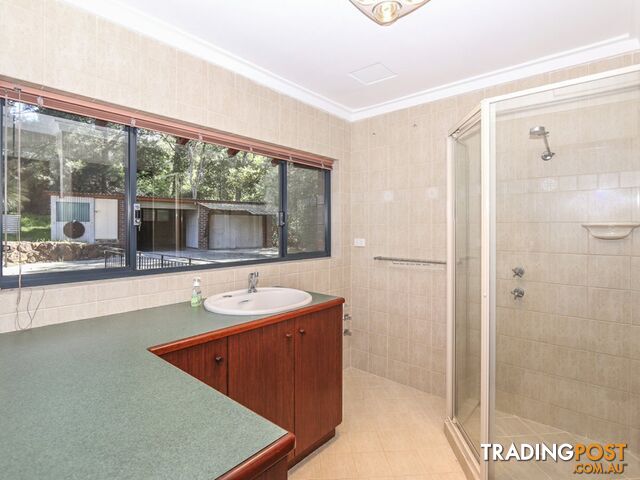 38 Valley Road KALAMUNDA WA 6076