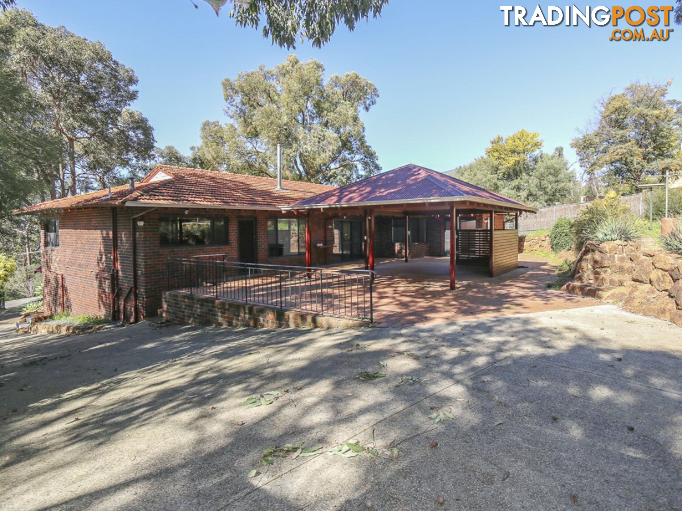 38 Valley Road KALAMUNDA WA 6076