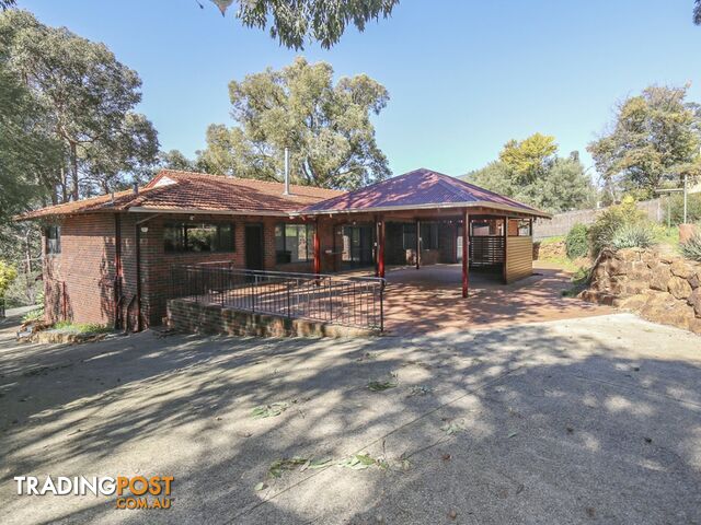 38 Valley Road KALAMUNDA WA 6076