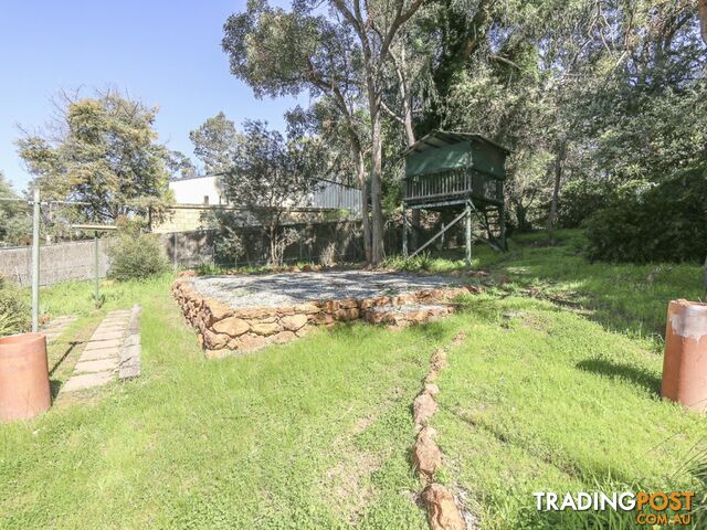 38 Valley Road KALAMUNDA WA 6076