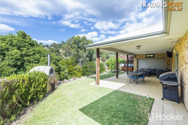 29 Persimmon Place KALAMUNDA WA 6076