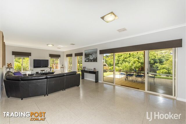 29 Persimmon Place KALAMUNDA WA 6076