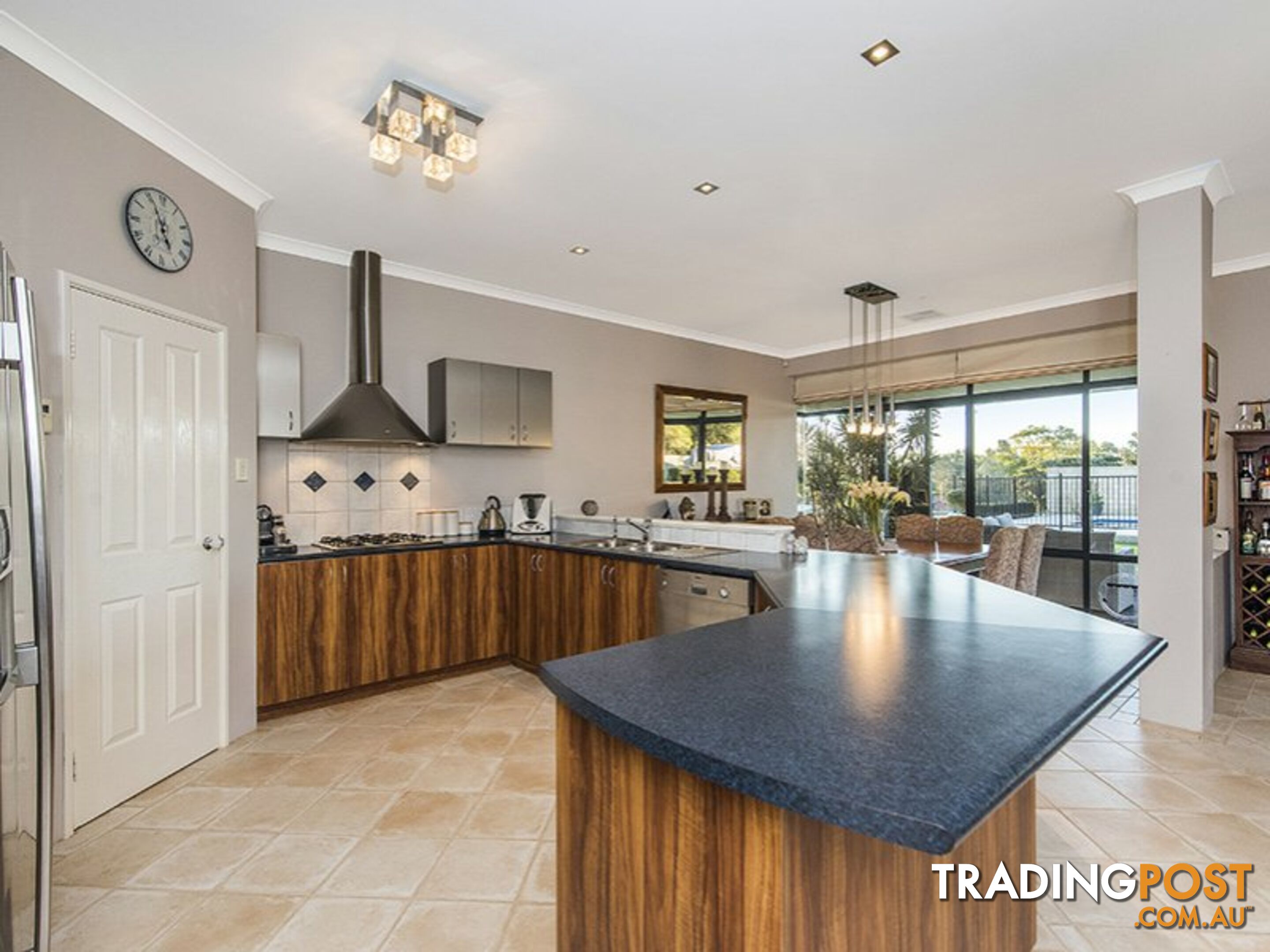 32 Winsor Road KALAMUNDA WA 6076