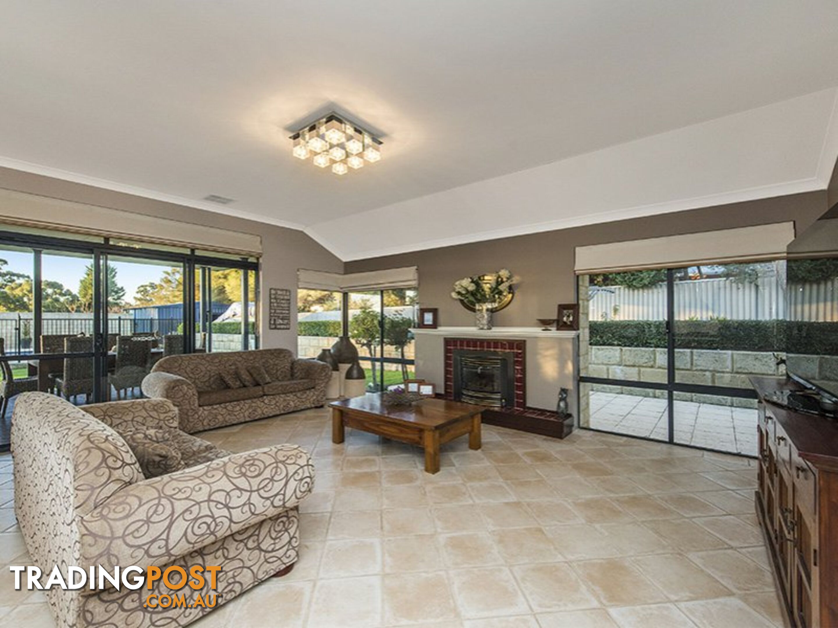 32 Winsor Road KALAMUNDA WA 6076