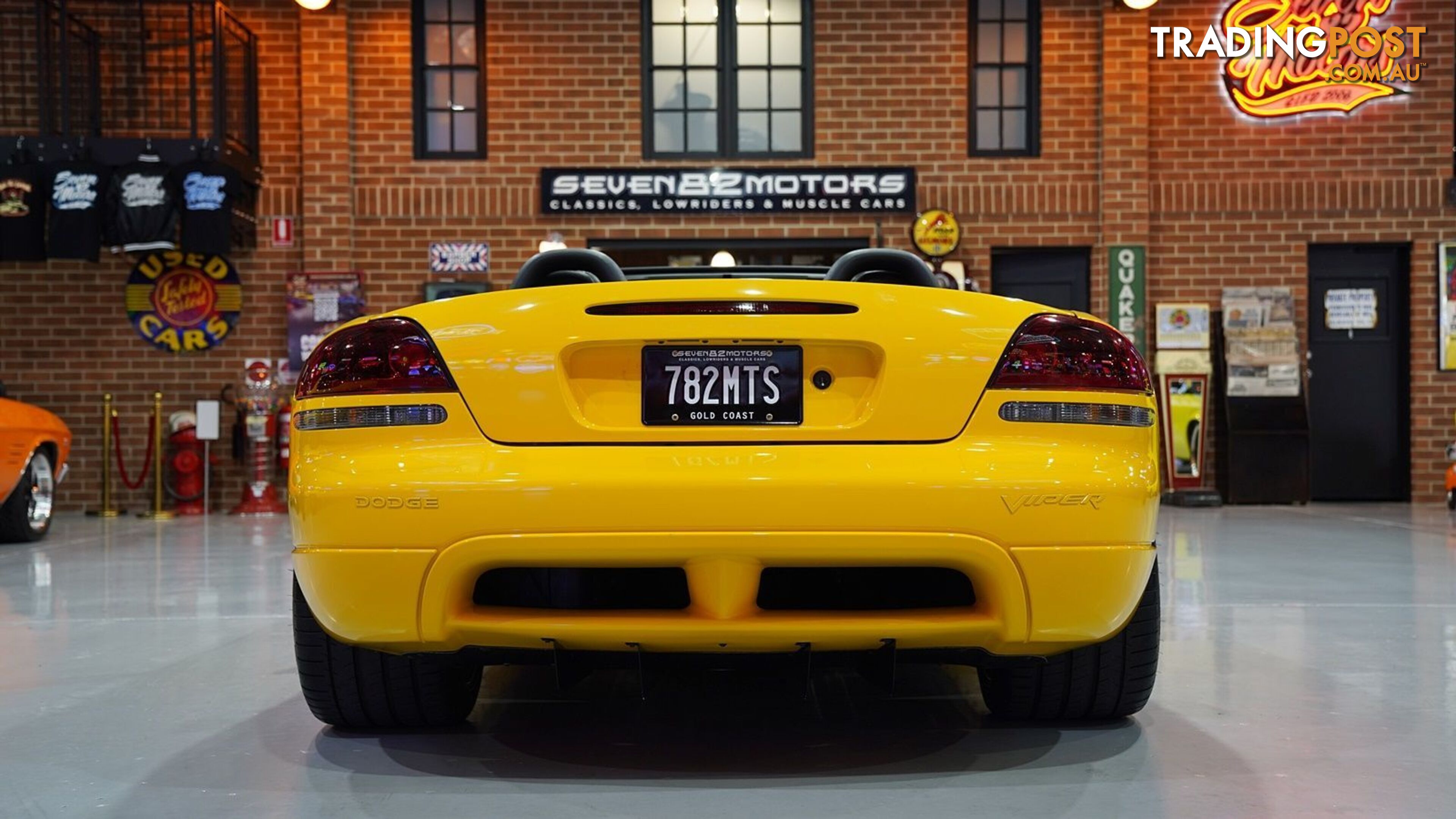 2010 DODGE VIPER SRT10