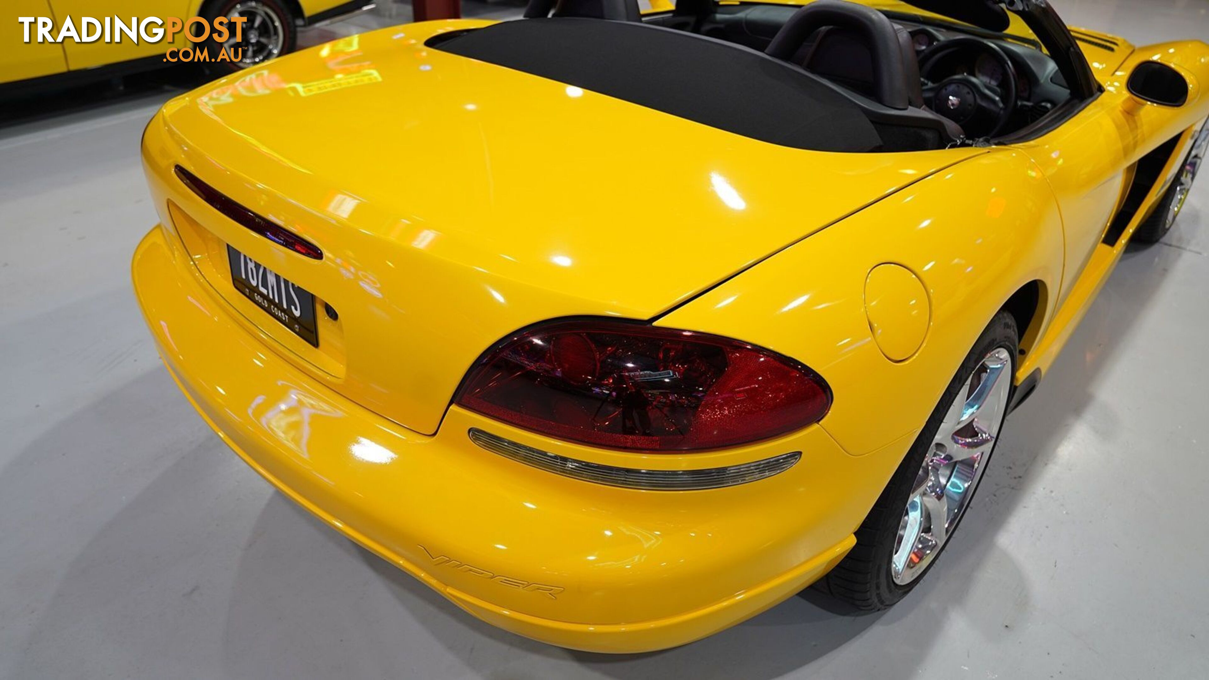 2010 DODGE VIPER SRT10