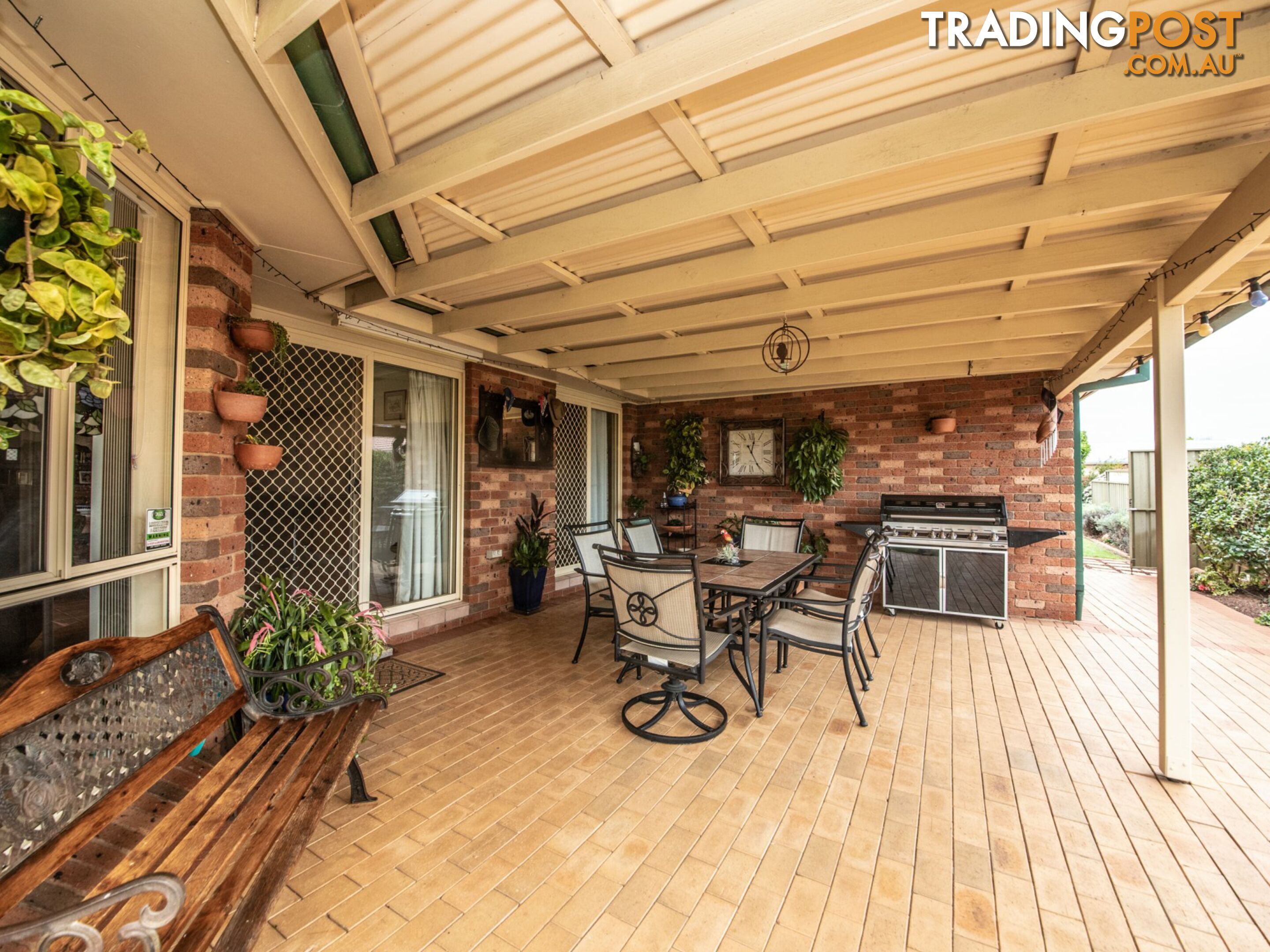 4 Gasnier Place DUBBO NSW 2830