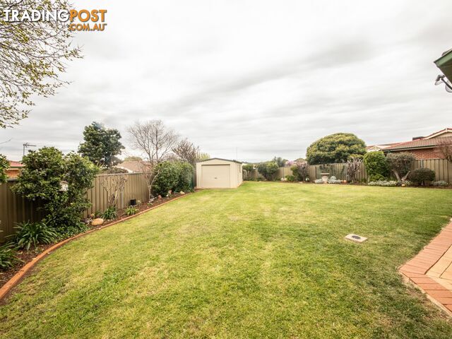 4 Gasnier Place DUBBO NSW 2830