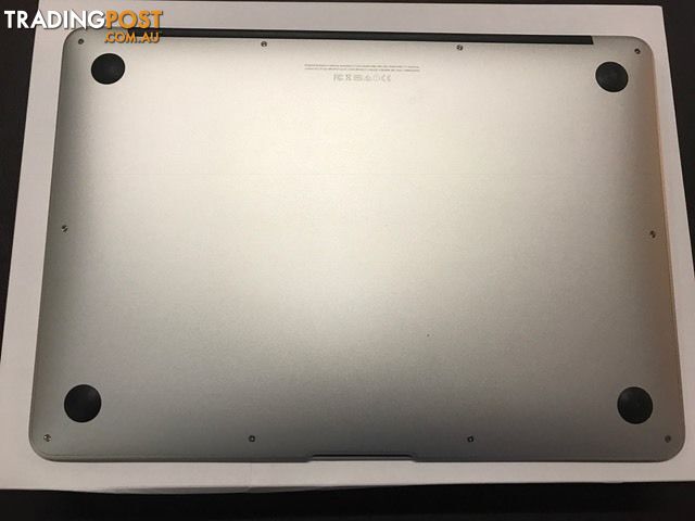 Apple MacBook Air 13" 2015 MODEL ! ****AS NEW****