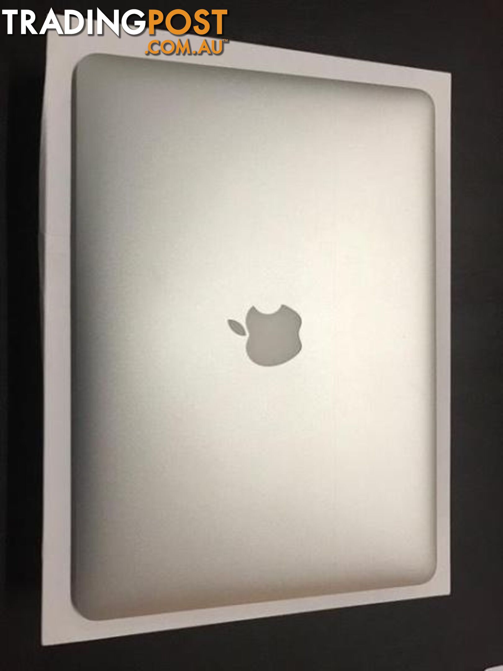 Apple MacBook Air 13" 2015 MODEL ! ****AS NEW****