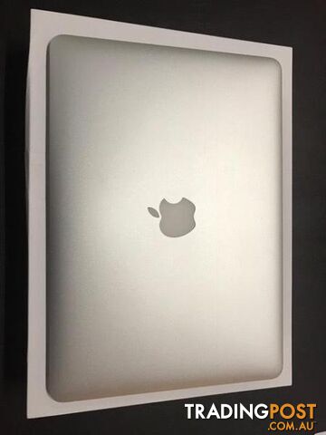 Apple MacBook Air 13" 2015 MODEL ! ****AS NEW****