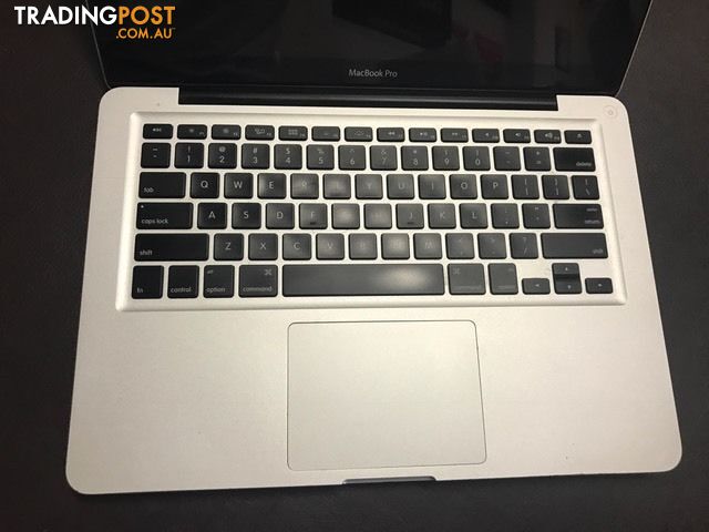 Apple MacBook Pro 13" (LATEST)