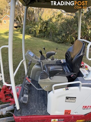 Excavator Takeuchi TB216 2022 - photo 3 of 6