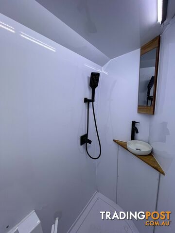 VW CRAFTER 2021 - photo 4 of 5
