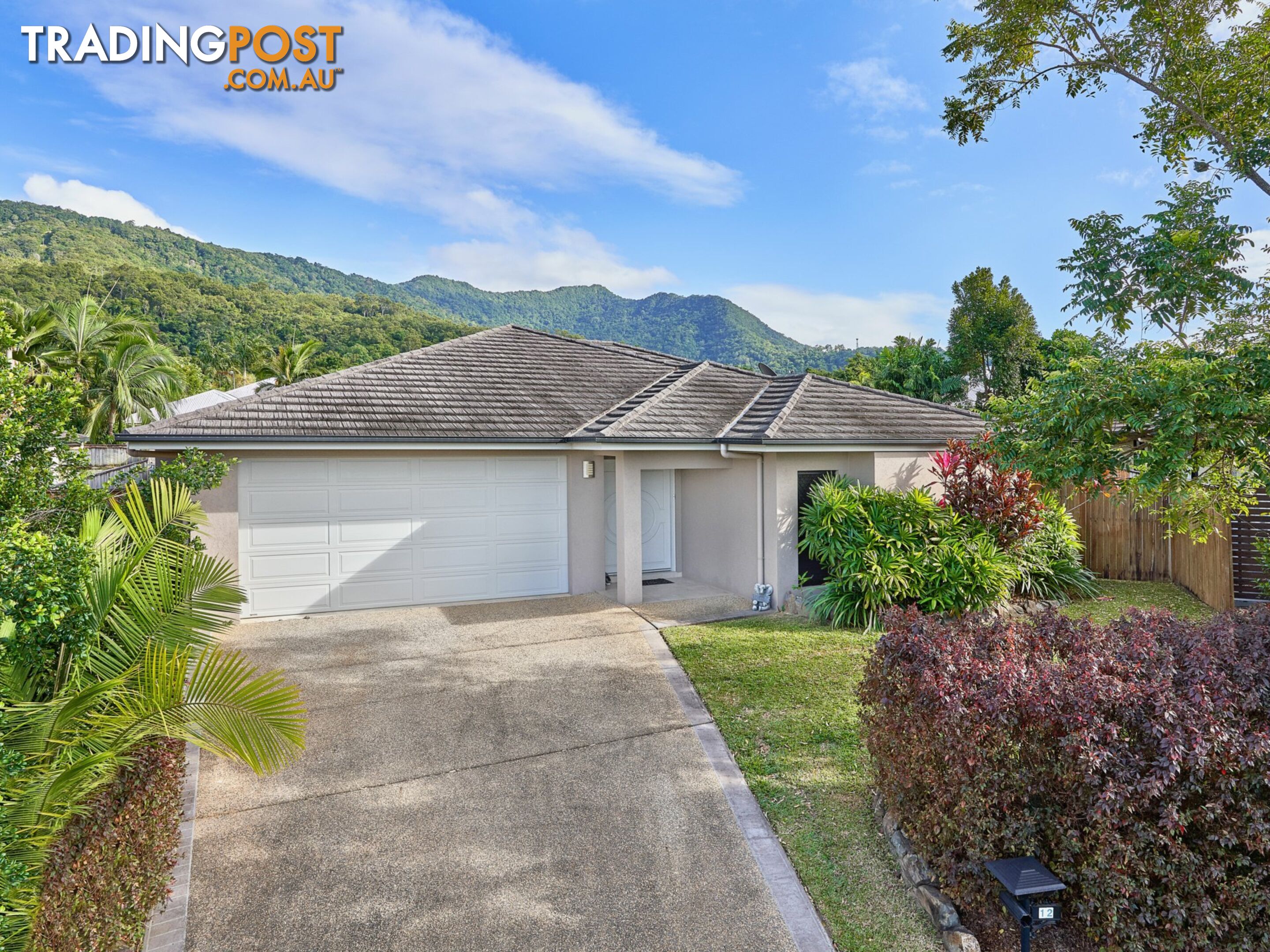 12 Bushlark Place SMITHFIELD QLD 4878