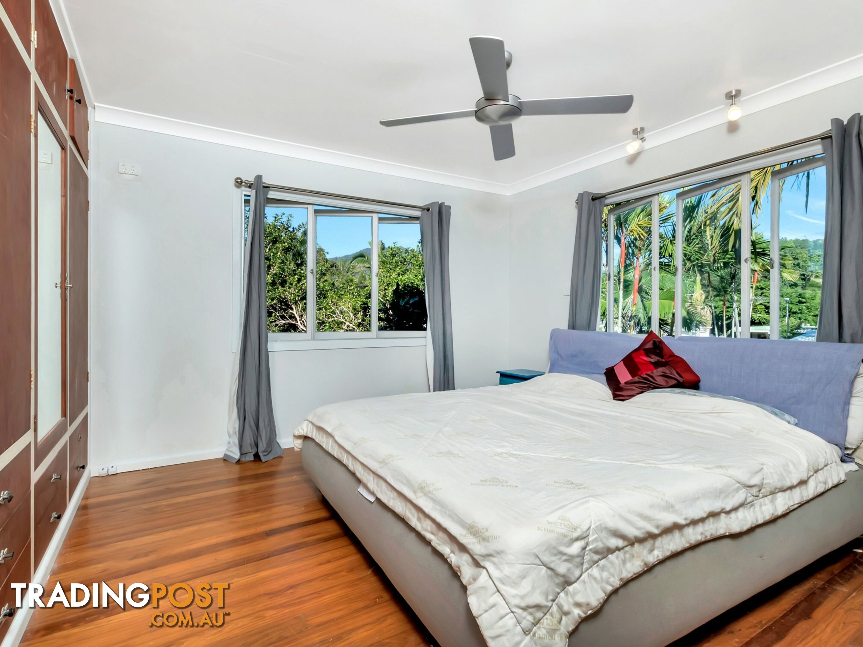 20 Hillview Crescent WHITFIELD QLD 4870