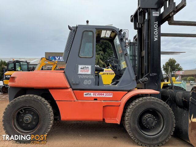 Used Toyota 8.0TON Forklift