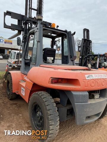 Used Toyota 8.0TON Forklift