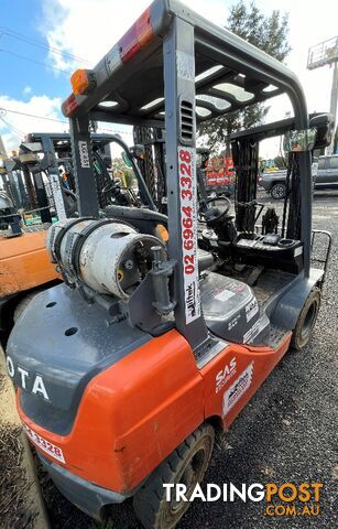Used Toyota 32-8FG25 Deluxe Forklift For Sale