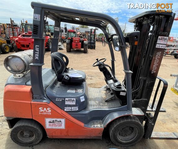 Used Toyota 2.5TON Forklift For Sale