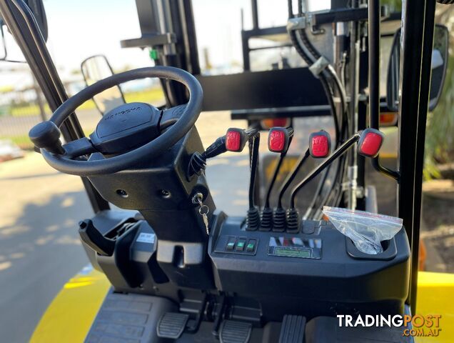 New Liftsmart LS-RT25-35 Rough Terrain Forklift For Sale