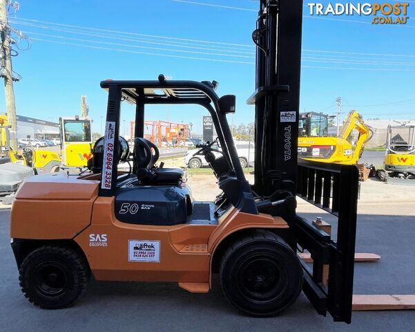 Used Toyota 5.0TON Forklift For Sale - photo 4 of 10