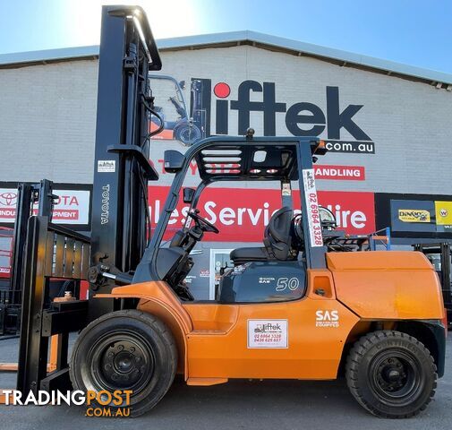 Used Toyota 5.0TON Forklift For Sale - photo 2 of 10