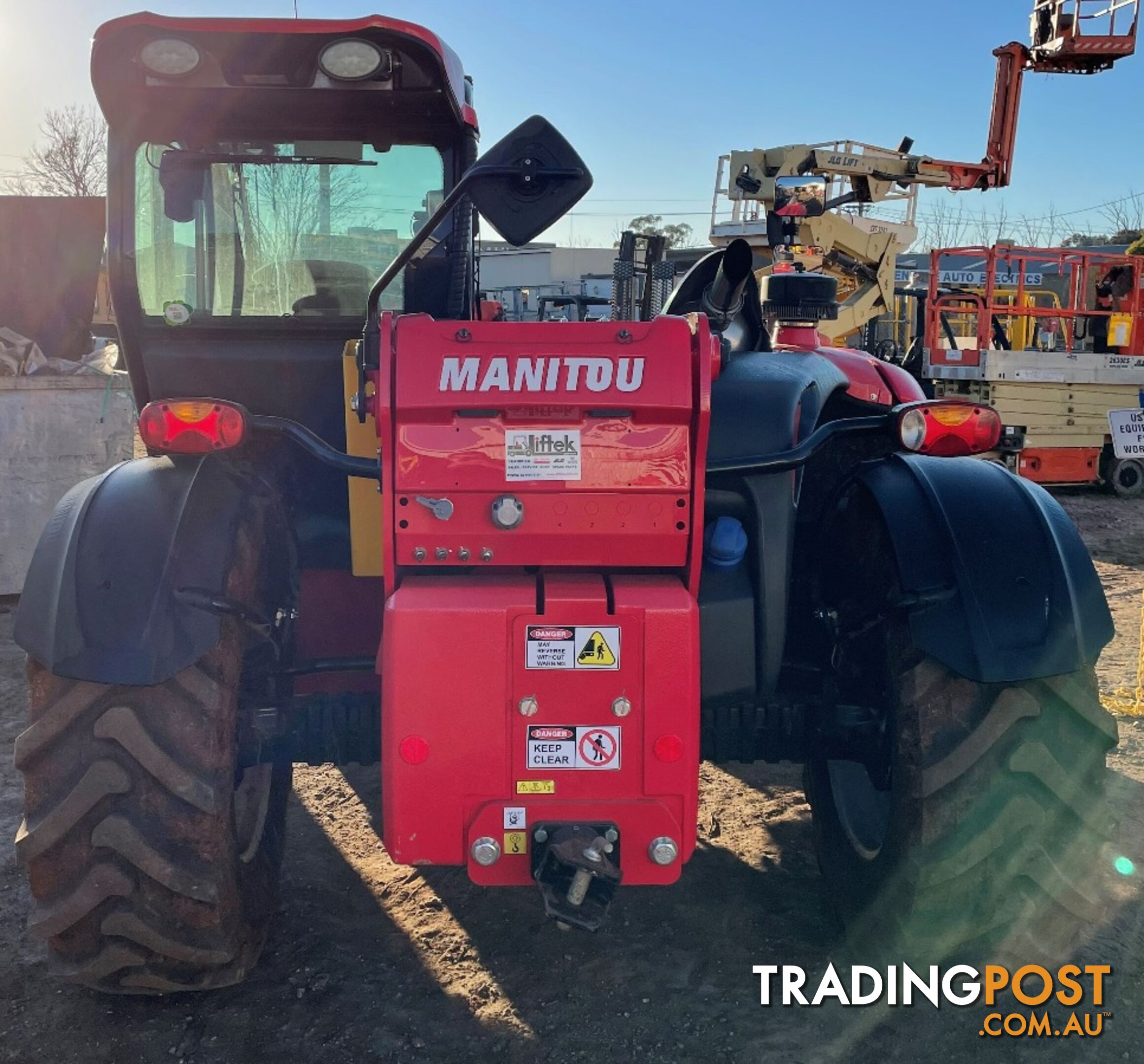 Ex-demo Manitou 3.7TON Telehandler For Sale