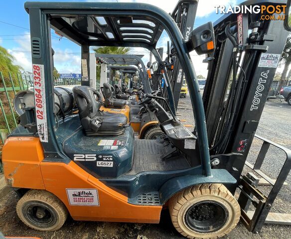 Used Toyota 2.5TON Forklift For Sale