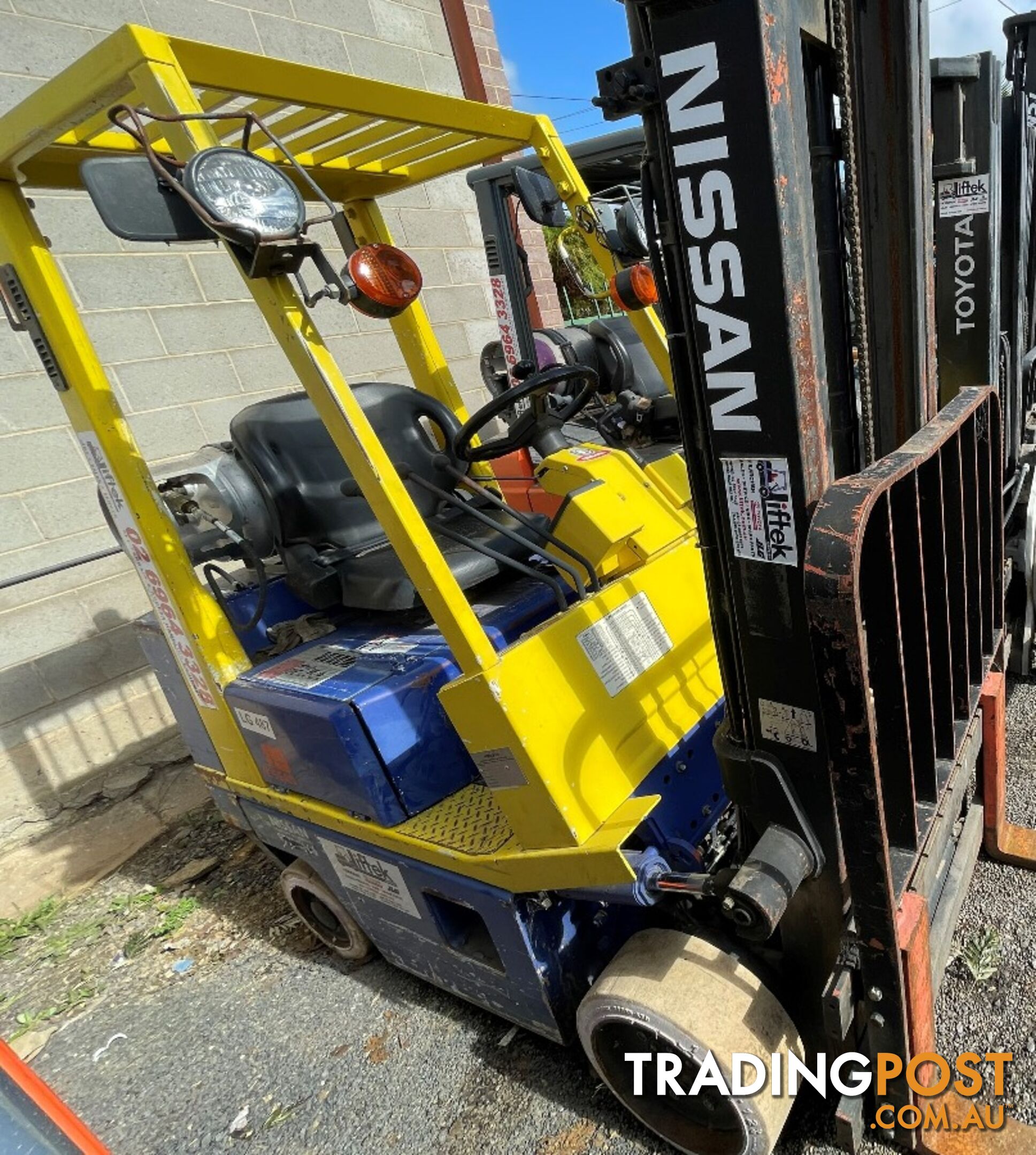 Used Nissan 1.5TON Forklift For Sale
