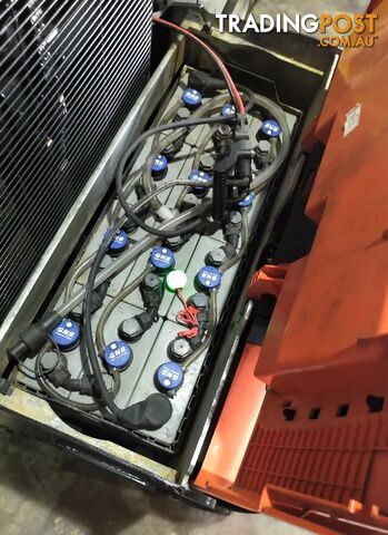 Used Toyota 1.2TON Electric Walkie Stacker - photo 5 of 7