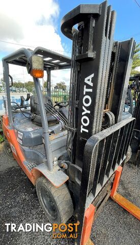 Used Toyota Series 8 Forklift Deluxe For Sale - photo 3 of 4