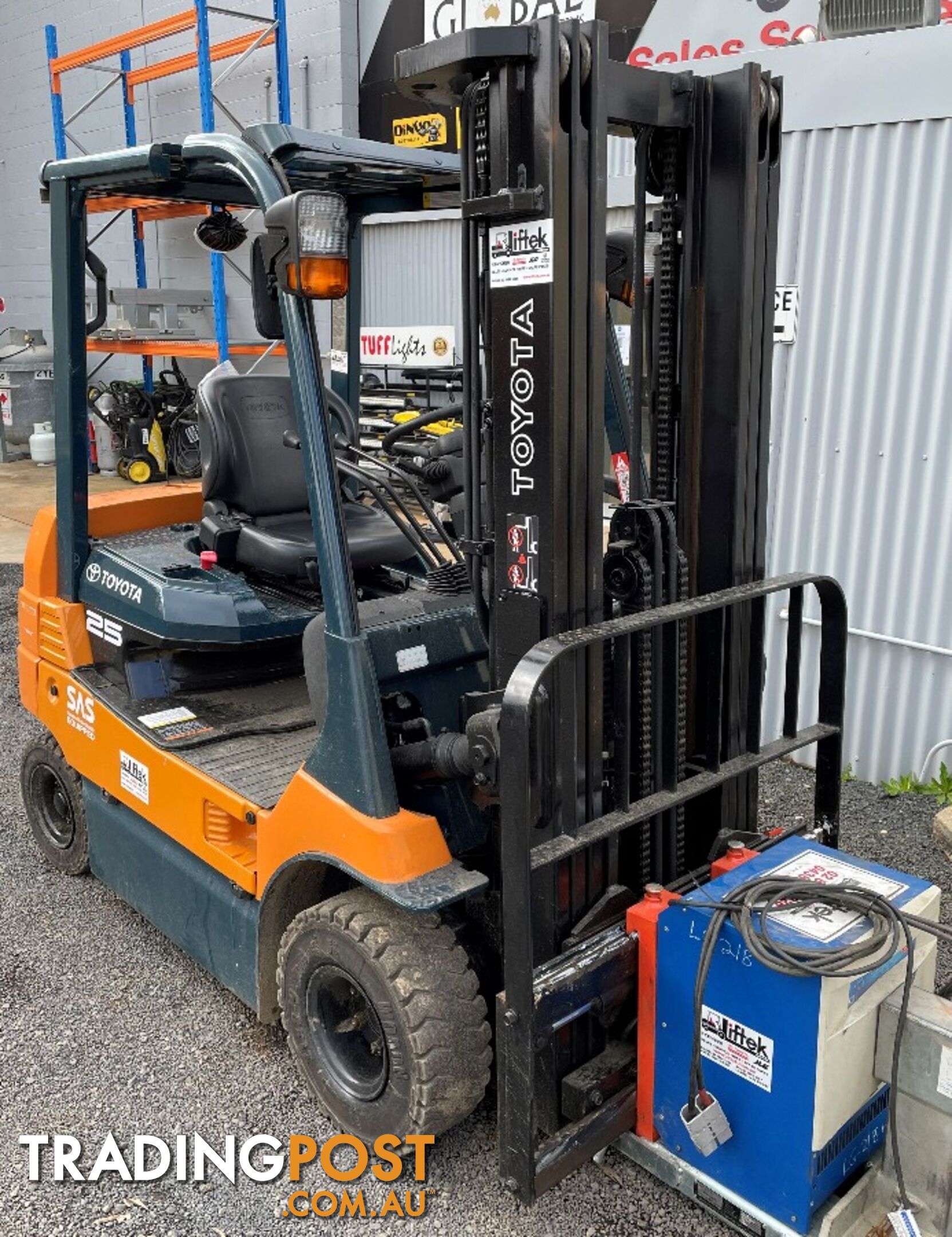 Used Toyota 7FB25 Forklift For Sale