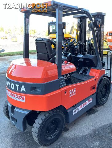 Used Toyota 3.0TON Electric Forklift For Sale