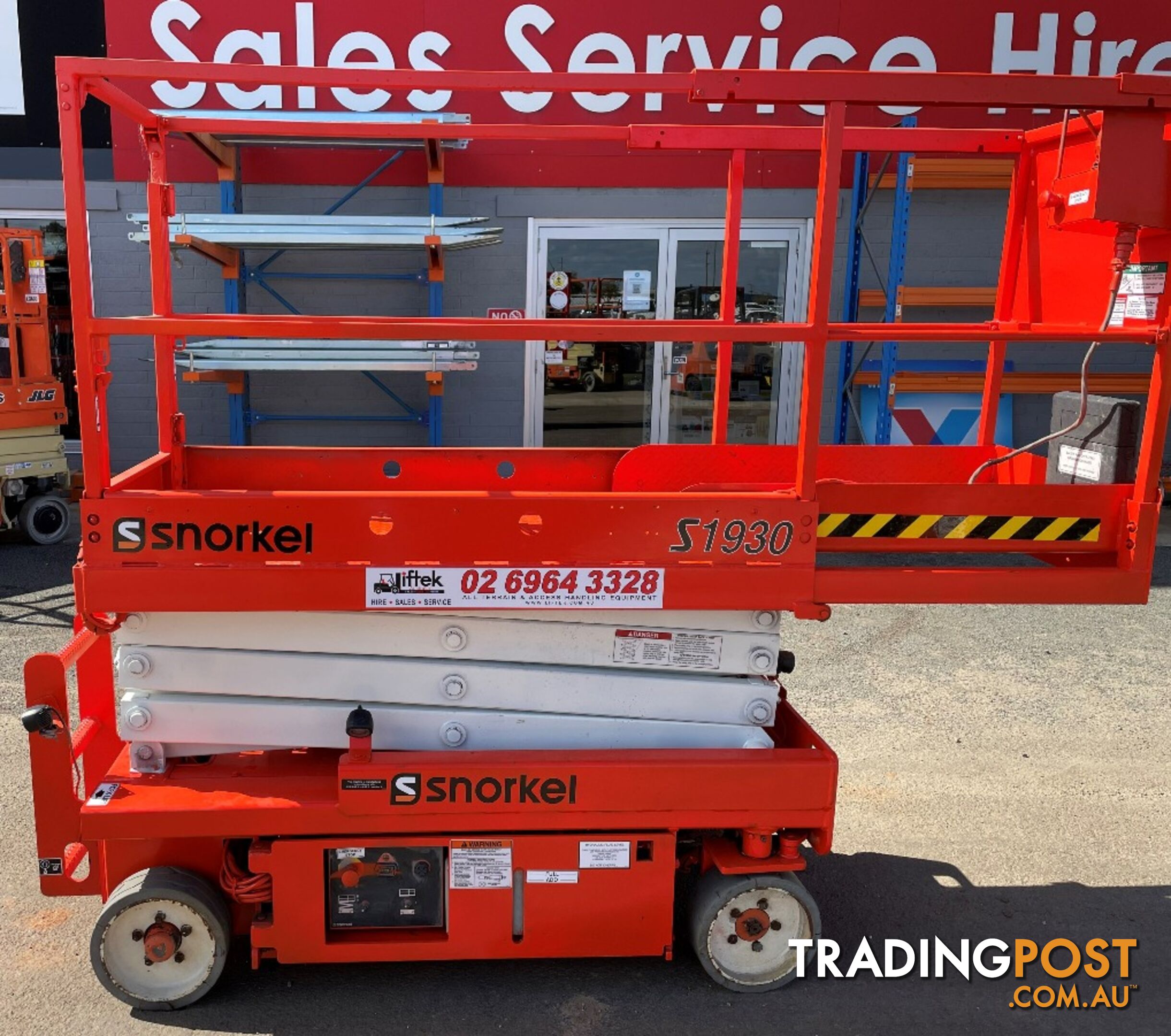 SNORKEL S1930 SCISSOR LIFT AND TRAILER PACKAGE