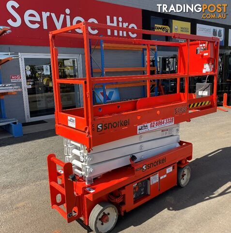 SNORKEL S1930 SCISSOR LIFT AND TRAILER PACKAGE