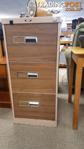 Namco 3 drawer filing cabinet