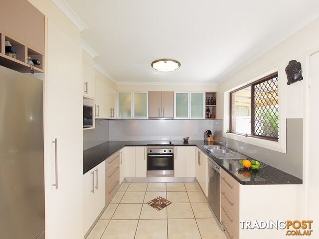 90 Barbaralla Drive SPRINGWOOD QLD 4127