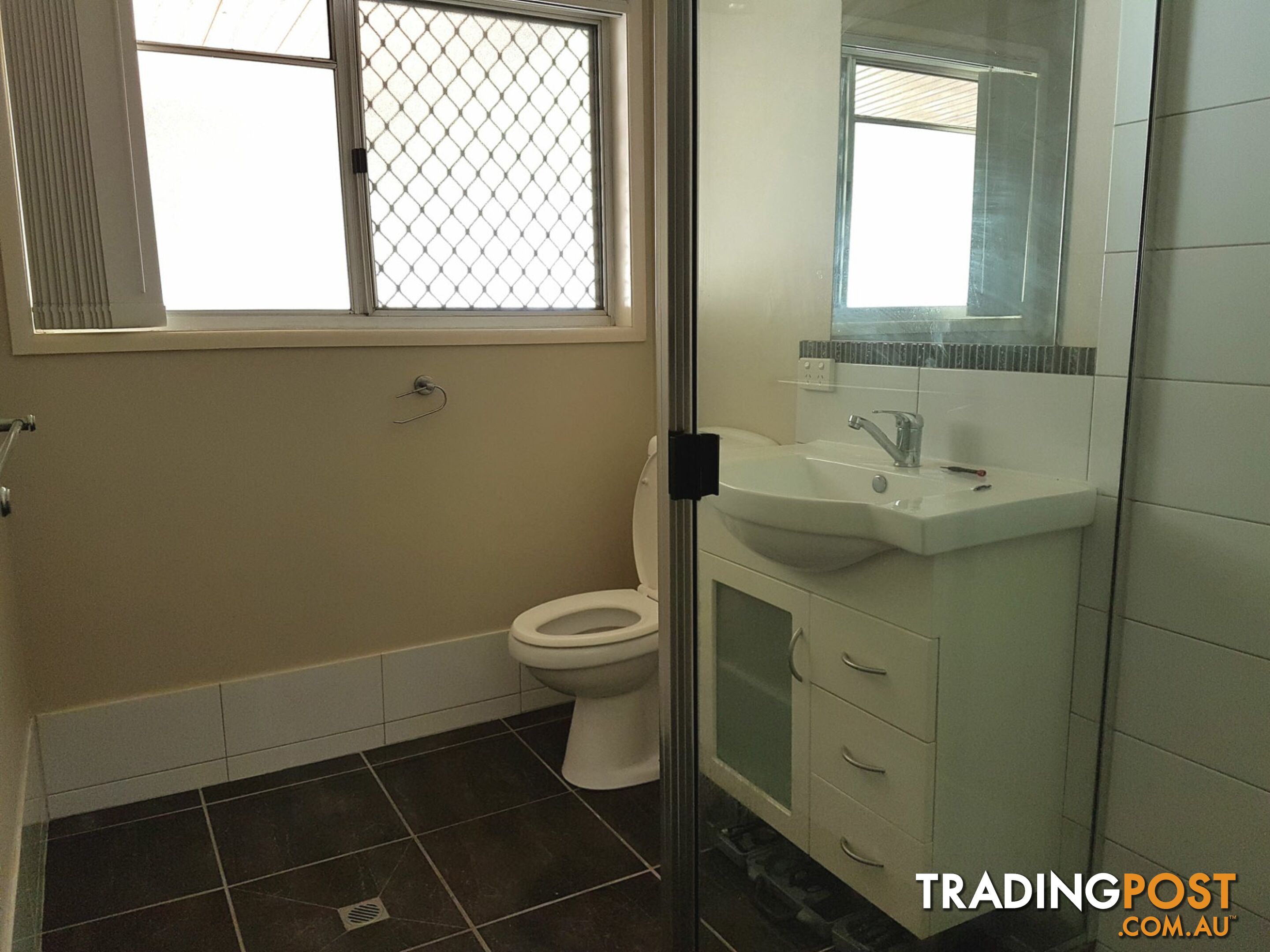 4 Truman Cres SLACKS CREEK QLD 4127